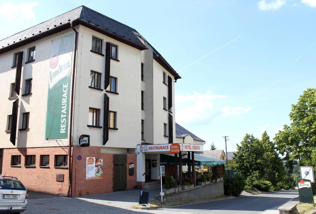 Hotel Sonata Hradec nad Moravici Esterno foto
