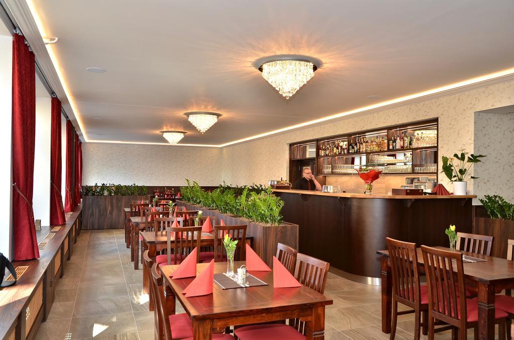 Hotel Sonata Hradec nad Moravici Esterno foto