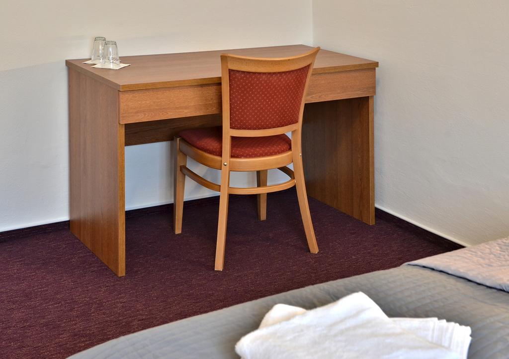 Hotel Sonata Hradec nad Moravici Esterno foto