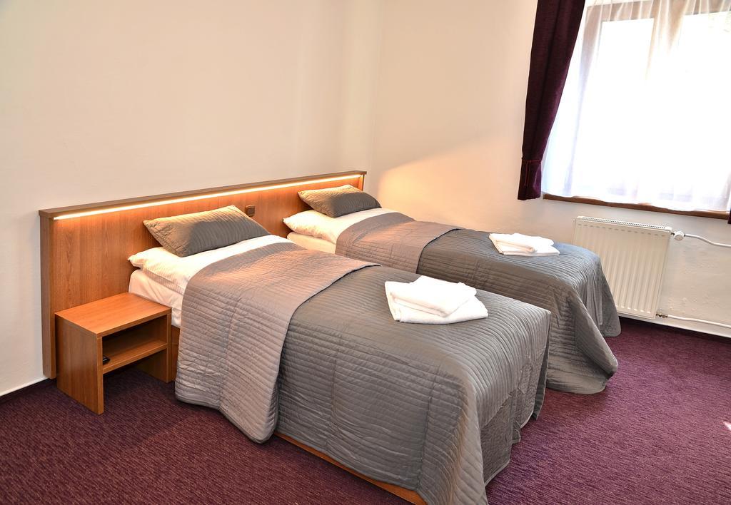 Hotel Sonata Hradec nad Moravici Esterno foto