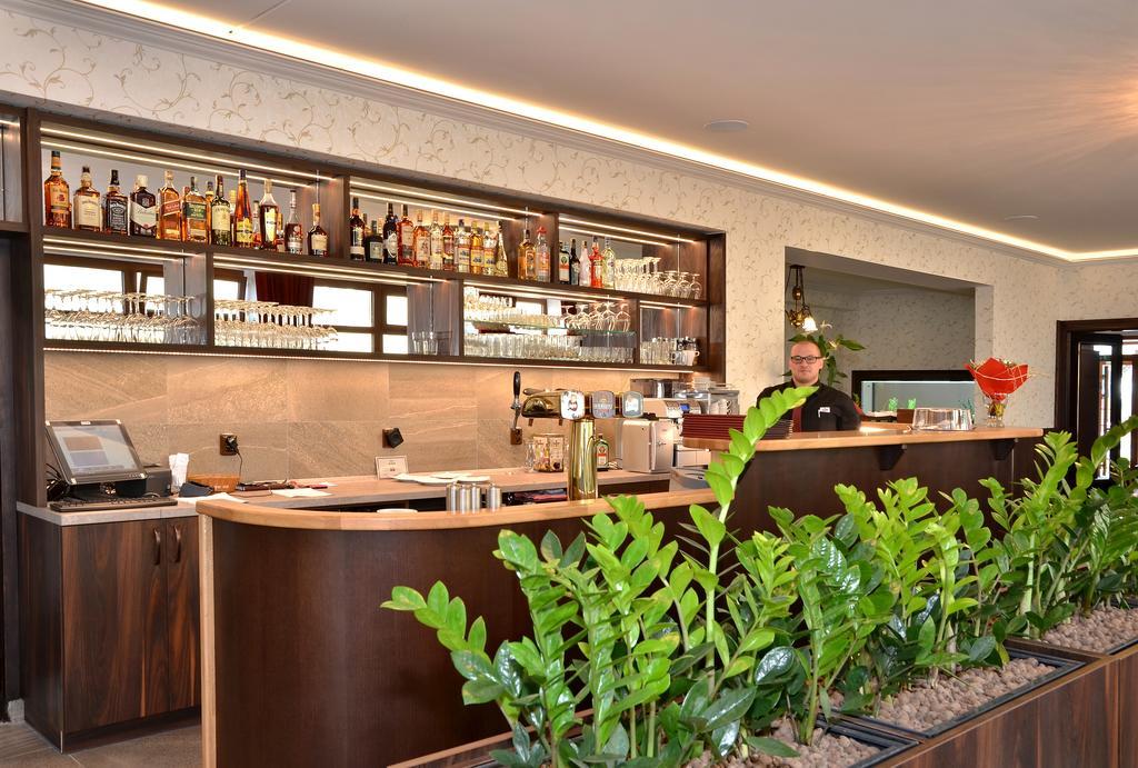Hotel Sonata Hradec nad Moravici Esterno foto