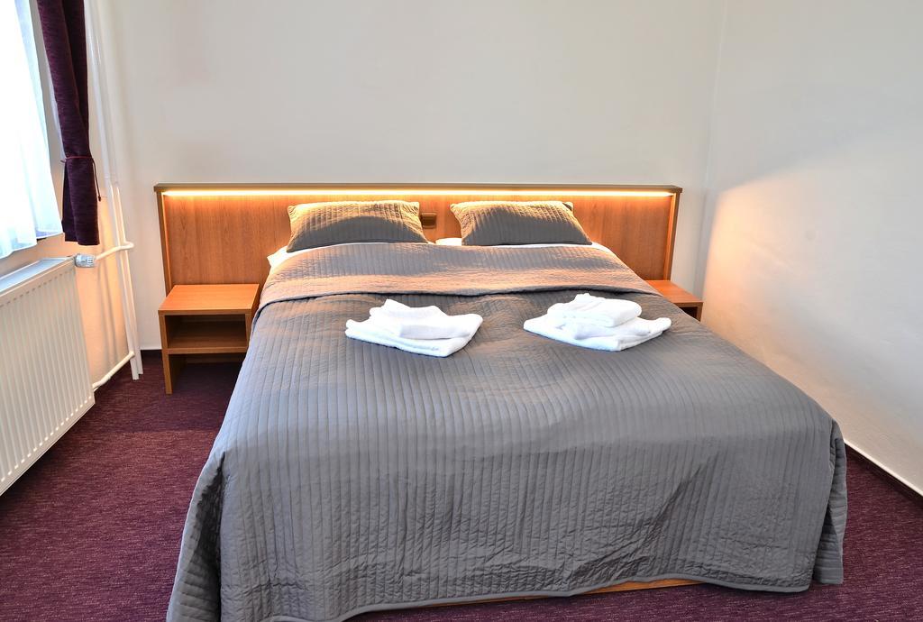 Hotel Sonata Hradec nad Moravici Esterno foto